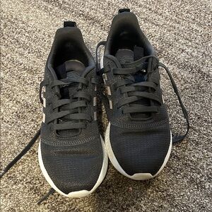 Adidas women's dark grey Sneakers